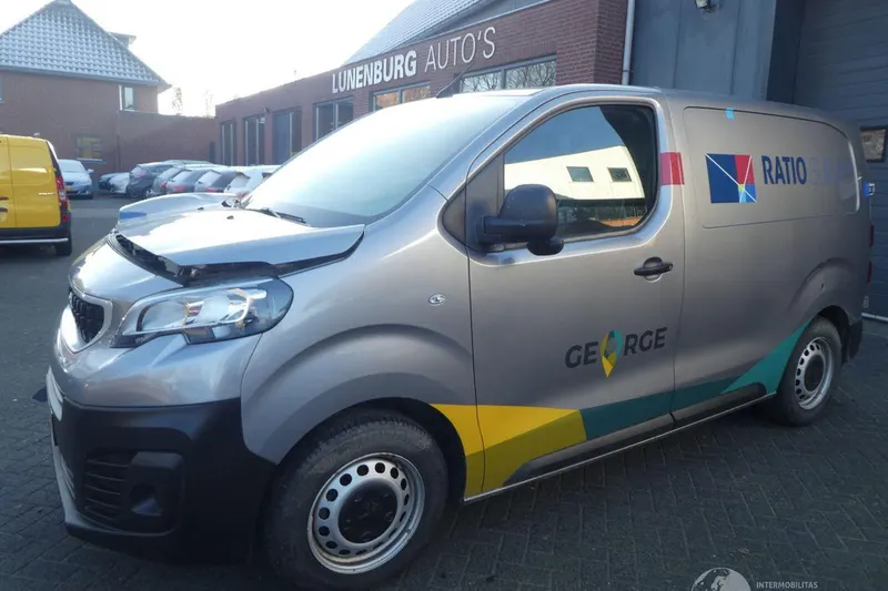 Peugeot Expert (2019)