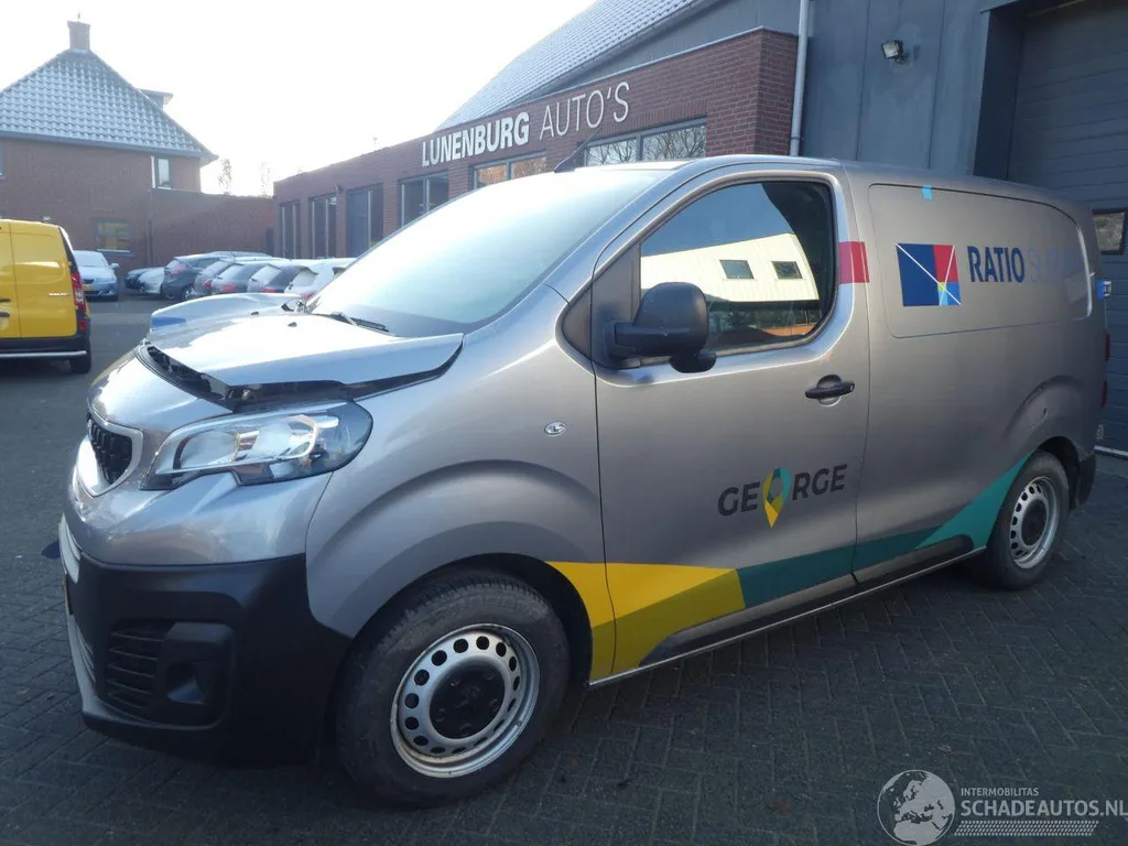 Peugeot Expert (2019) — foto 1