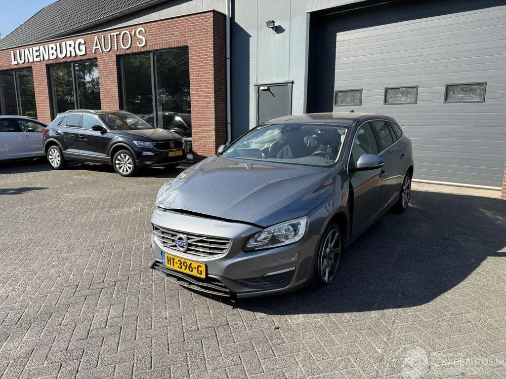Volvo V60 (2016) — foto 1