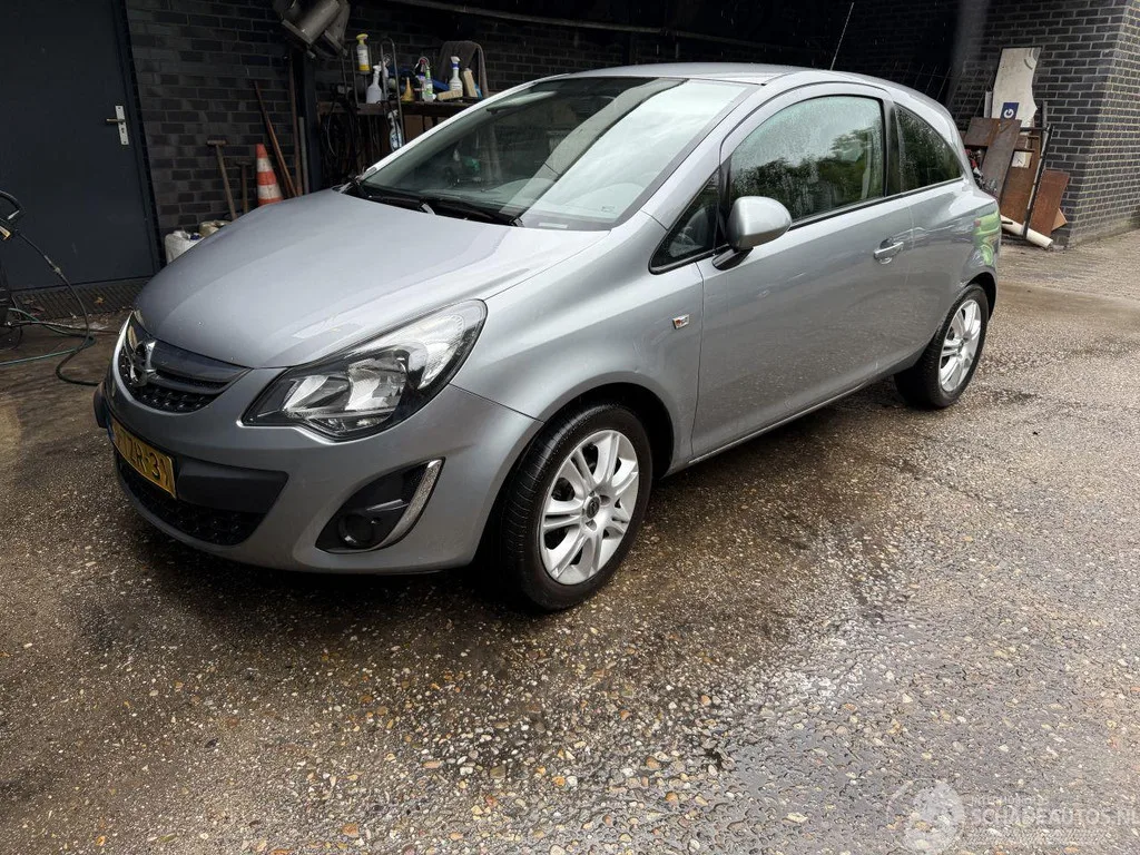 Opel Corsa (2014) — foto 1