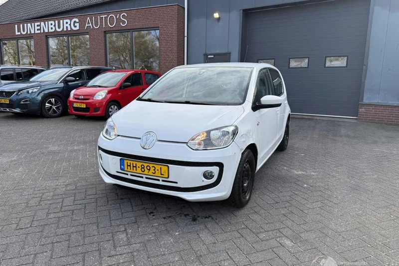 Volkswagen Up! (2015)