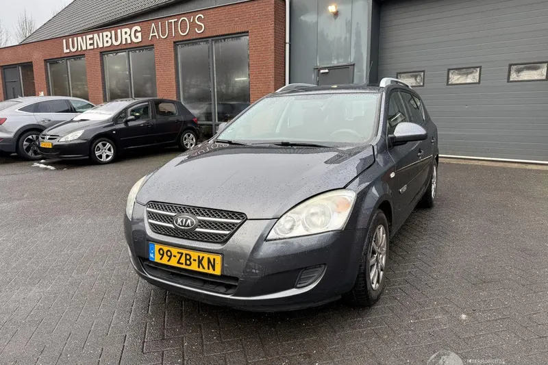 Kia Cee'd (2007)