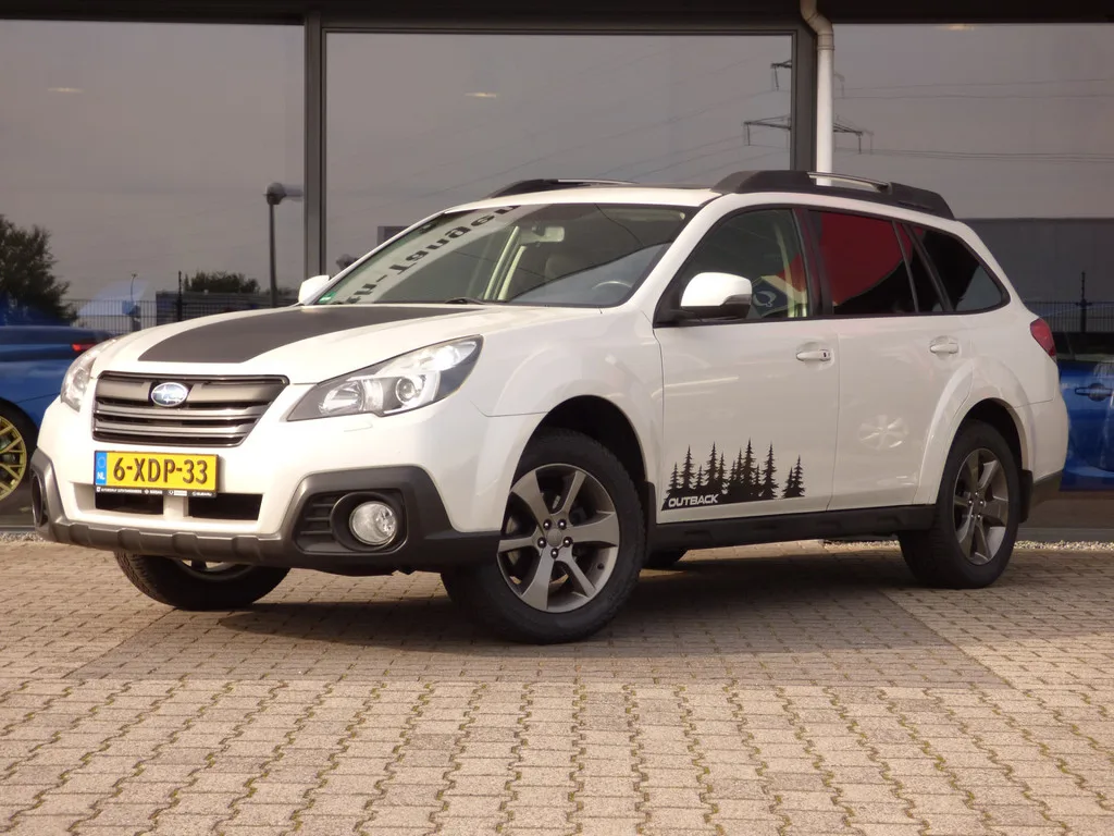 Subaru Outback (2014) — foto 1