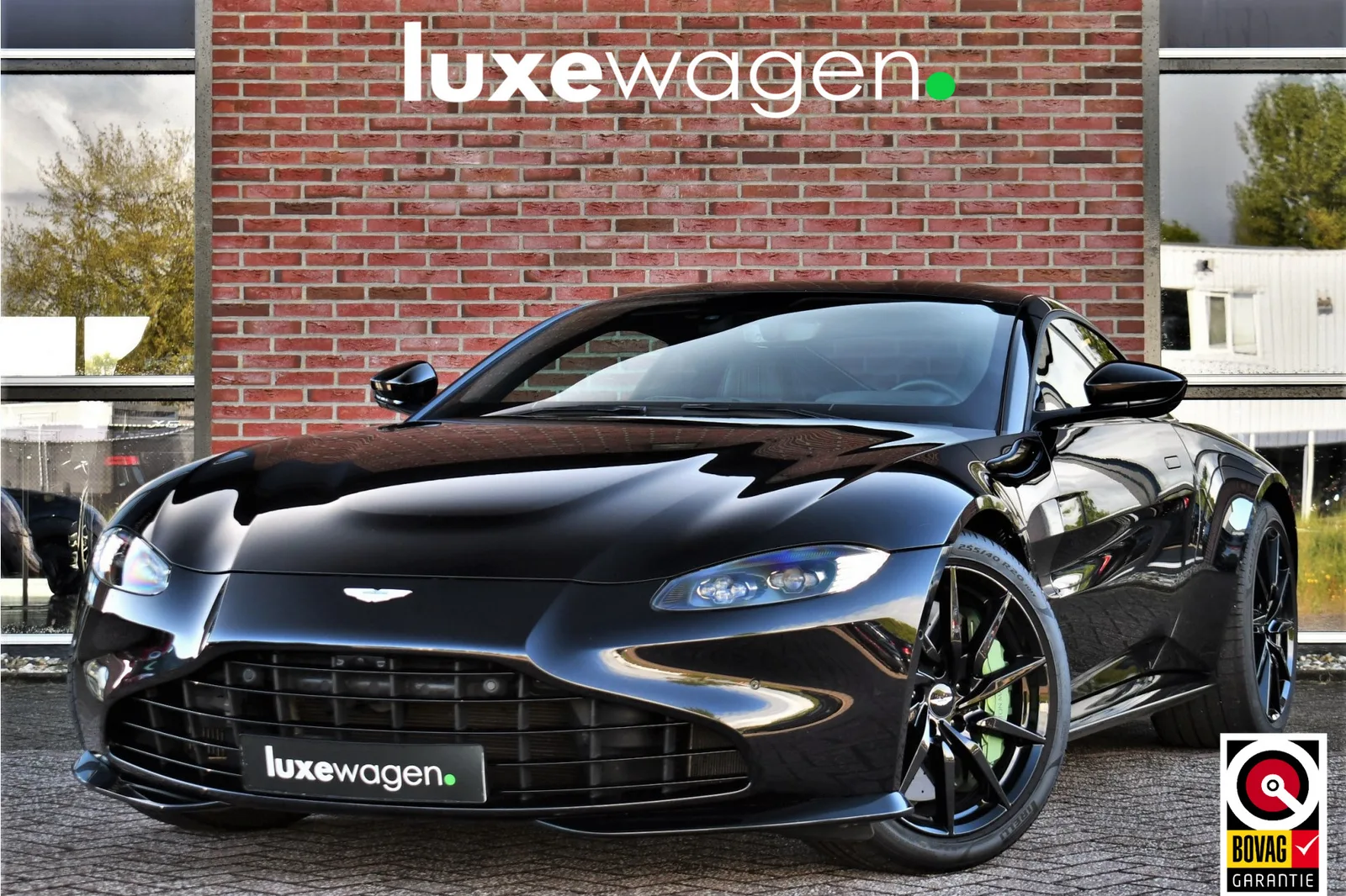 Aston Martin V8 Vantage (2019) — foto 1
