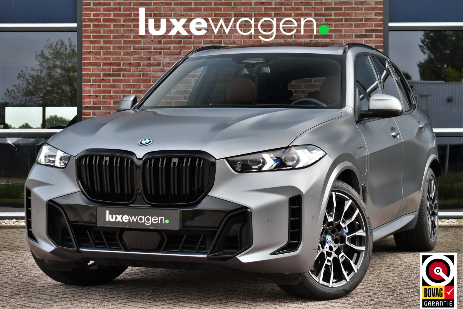 BMW X5 (2024) — foto 1