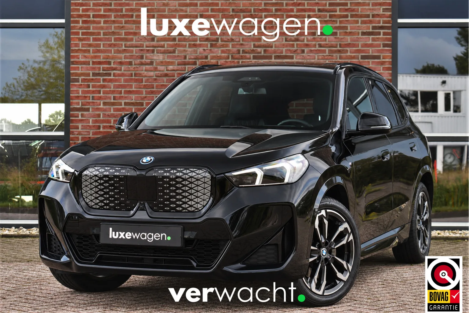 BMW iX1 (2024) — foto 1