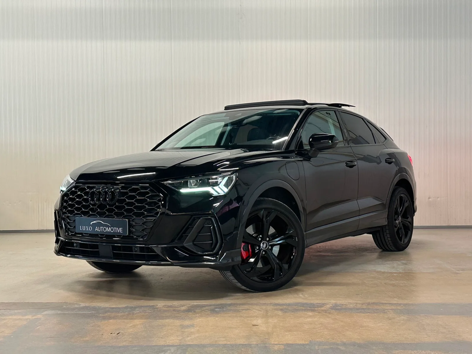 Audi Q3 (2022) — foto 1