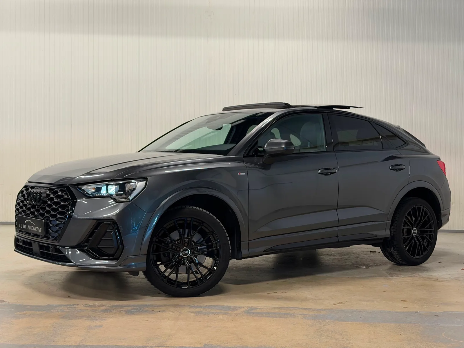 Audi Q3 Sportback (2021) — foto 1