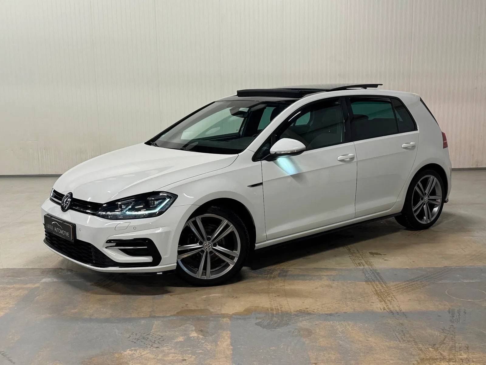 Volkswagen Golf (2017) — foto 1
