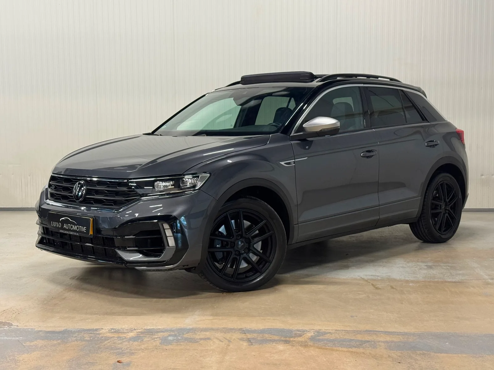 Volkswagen T-Roc (2022) — foto 1