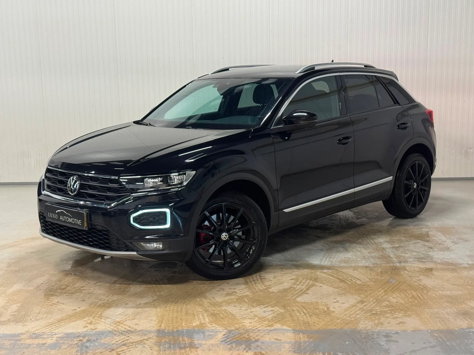 Volkswagen T-Roc (2020) — foto 1