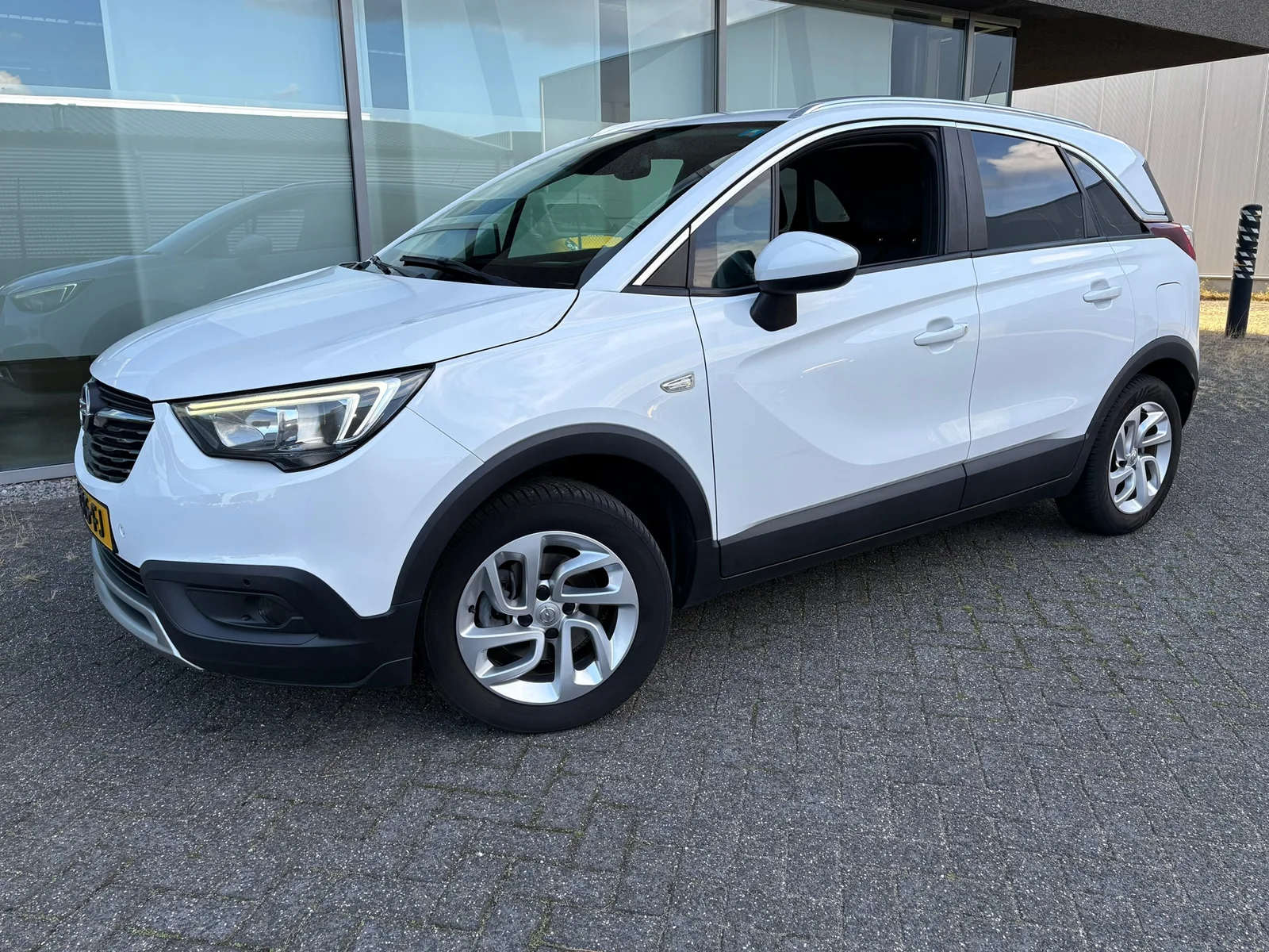 Opel Crossland (2019) — foto 1
