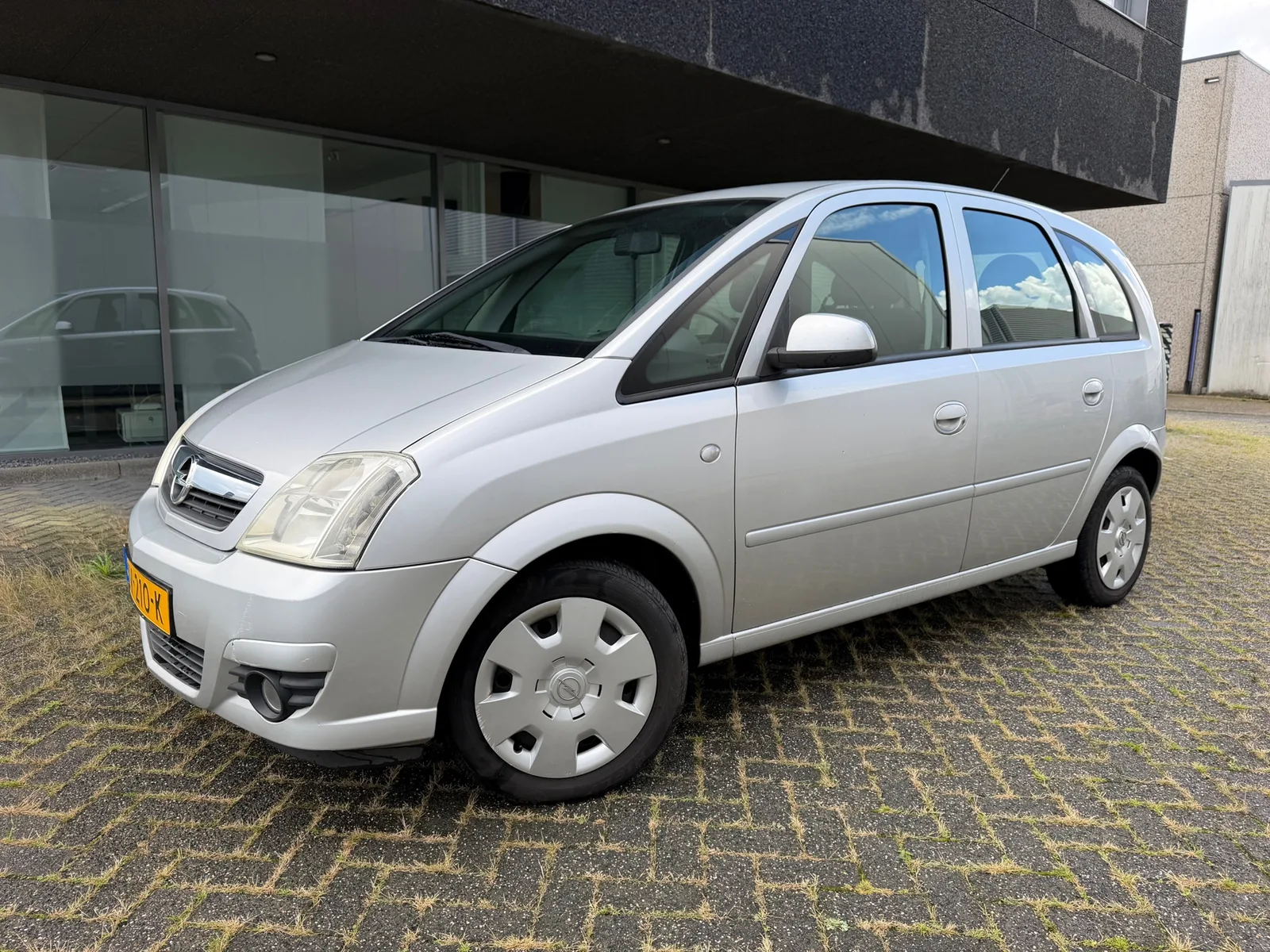 Opel Meriva (2009) — foto 1