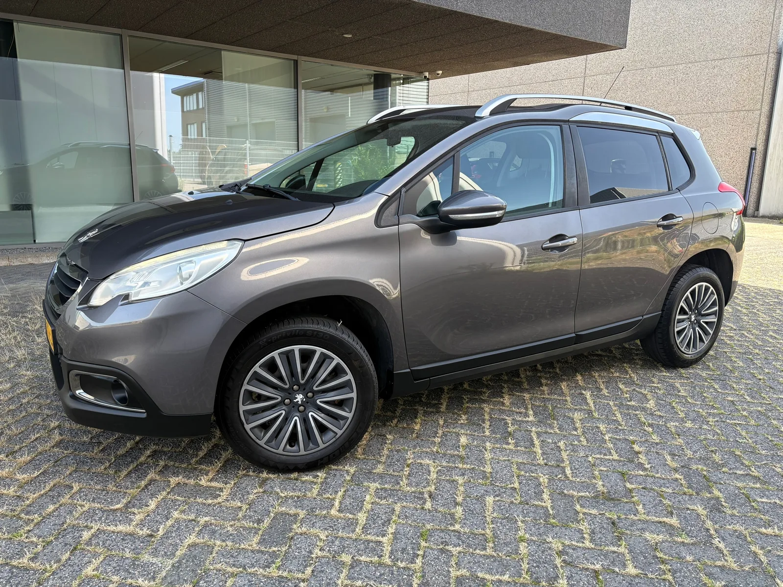 Peugeot 2008 (2013) — foto 1