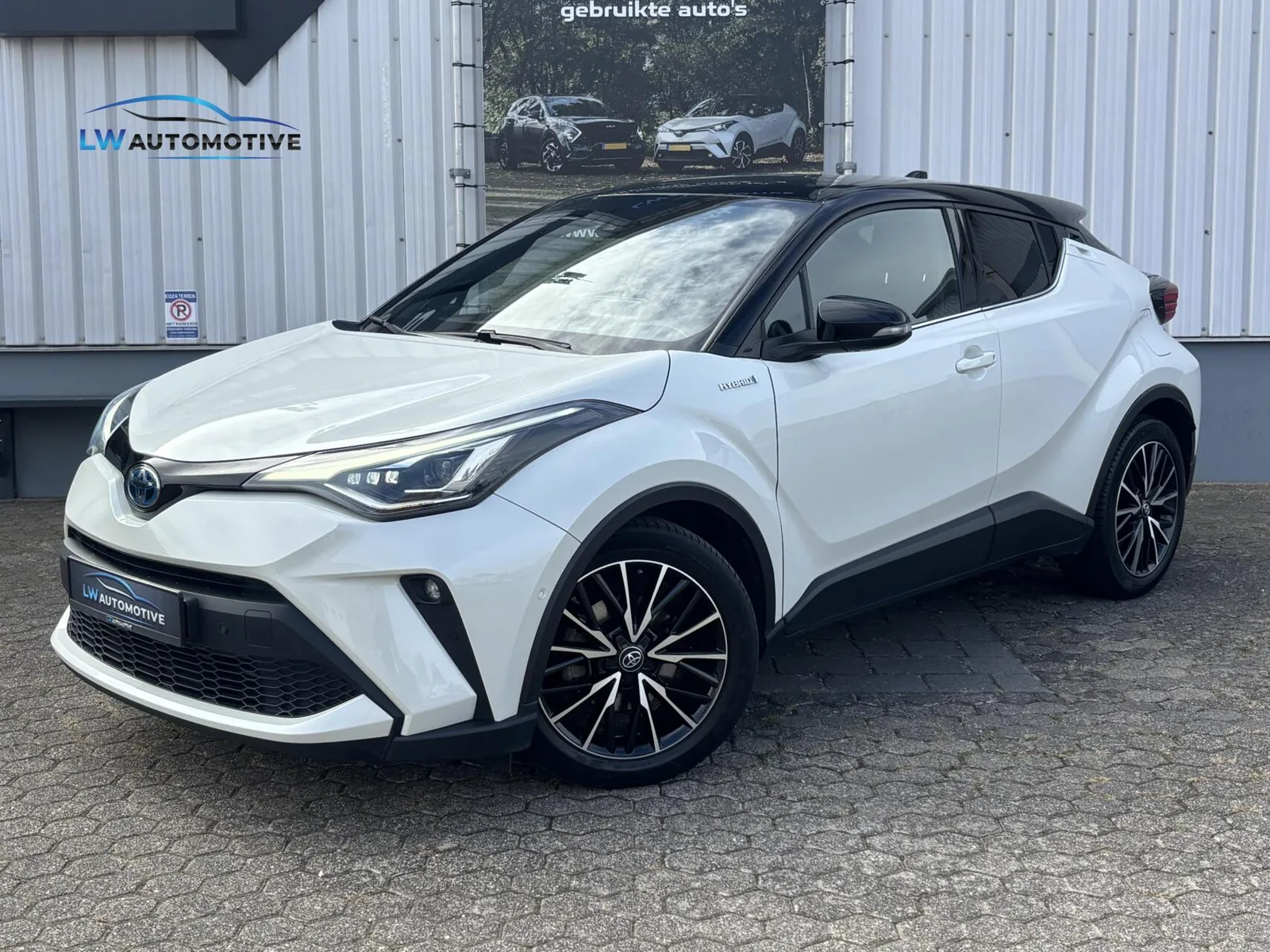 Toyota C-HR (2020) — foto 1