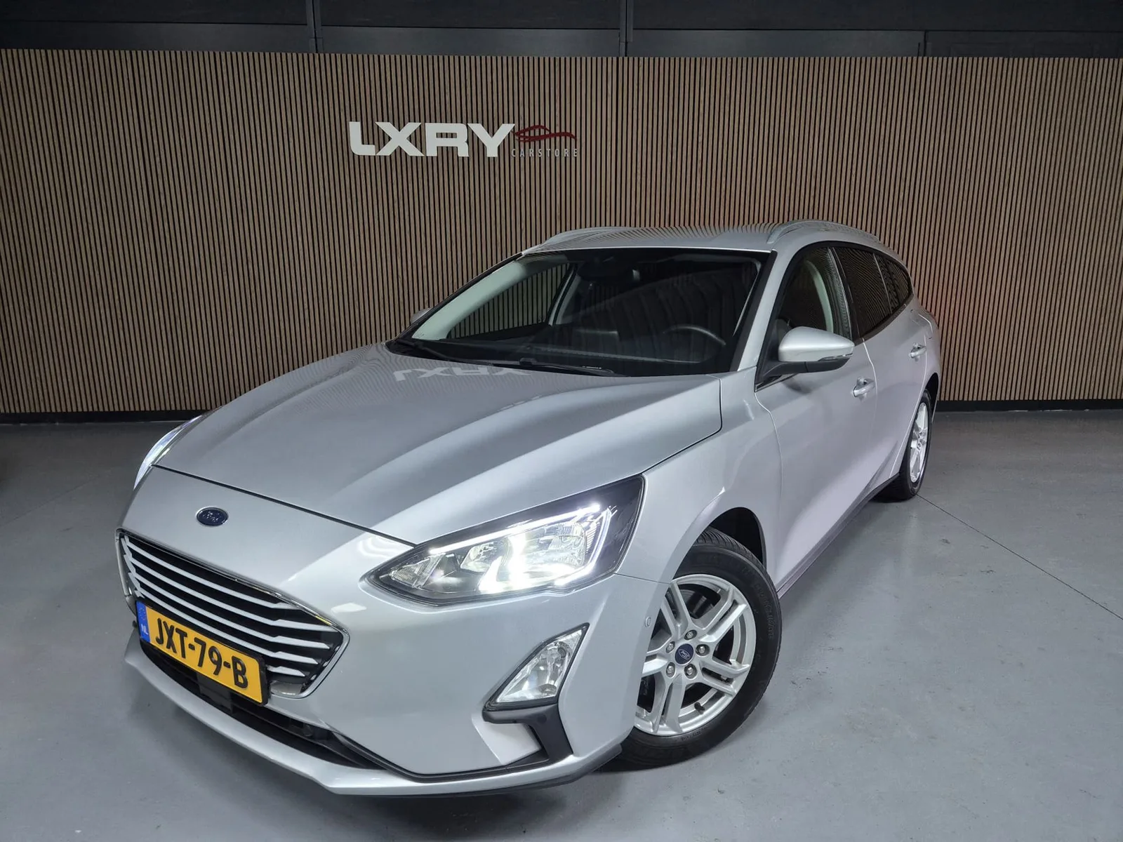 Ford Focus (2021) — foto 1