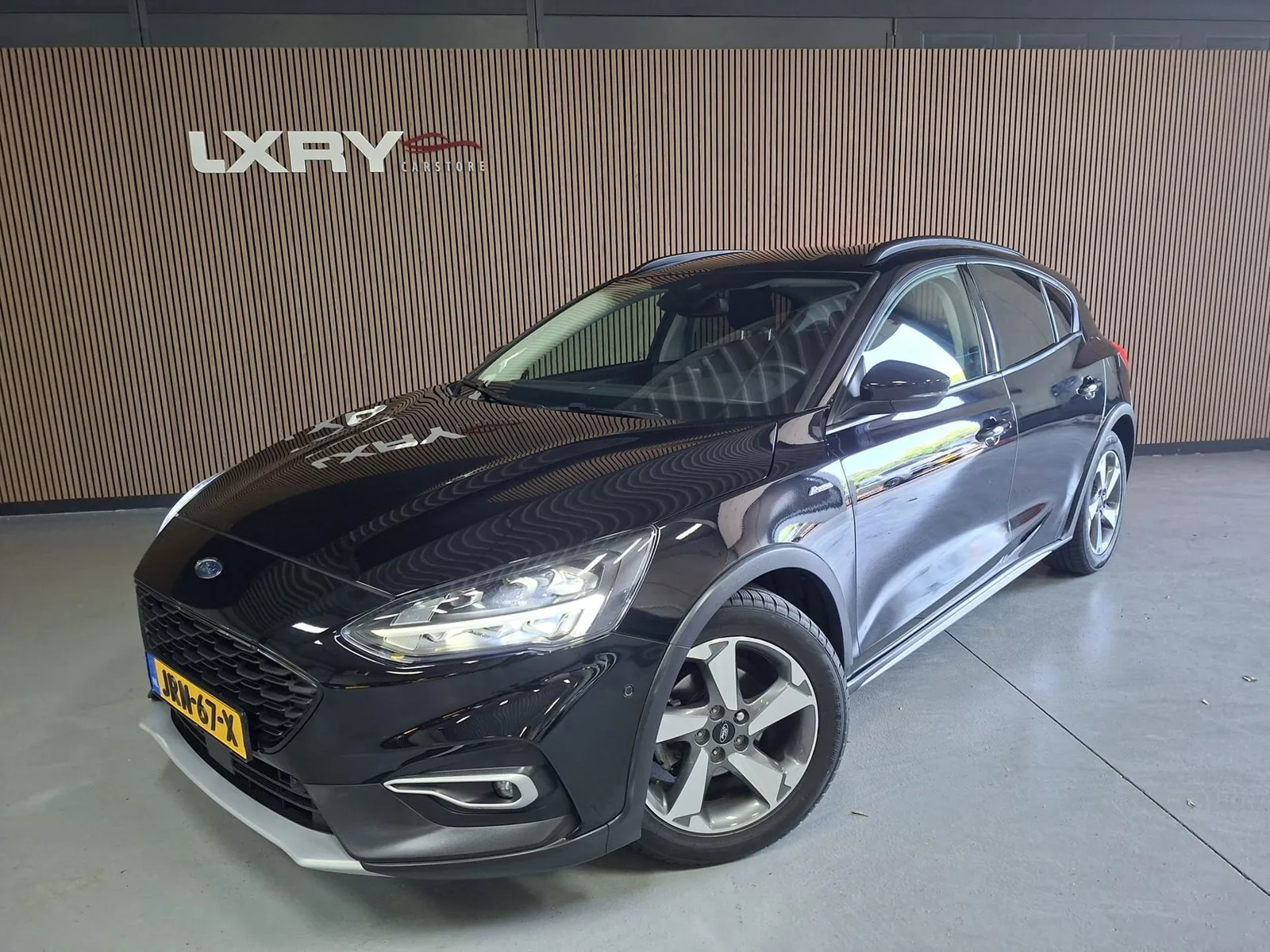 Ford Focus (2020) — foto 1