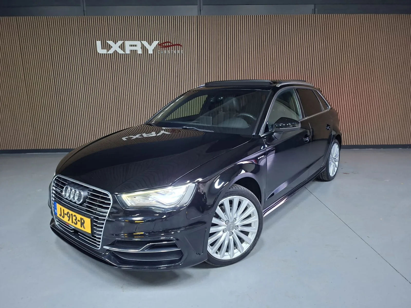 Audi A3 (2015) — foto 1