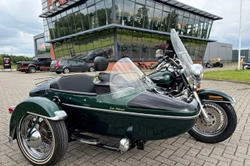 Harley-Davidson 2 PERS ZIJSPAN FLHR ROADKING (1999)