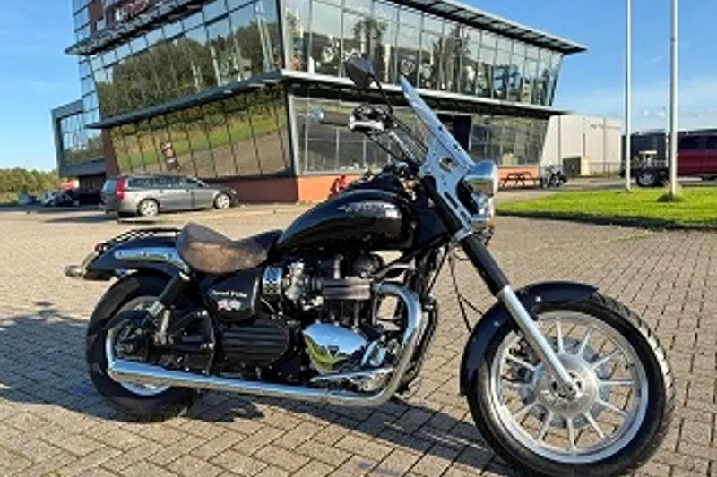 Triumph Speedmaster (2008)