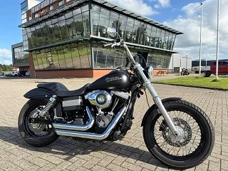 Harley-Davidson Dyna Street BOB (2010) — foto 1