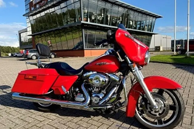 Harley-Davidson Street Glide (2012)