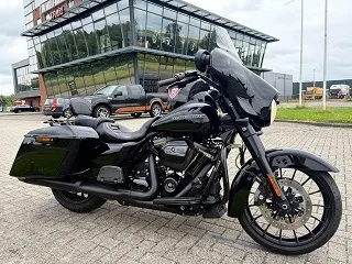 Harley-Davidson Street Glide (2019) — foto 1