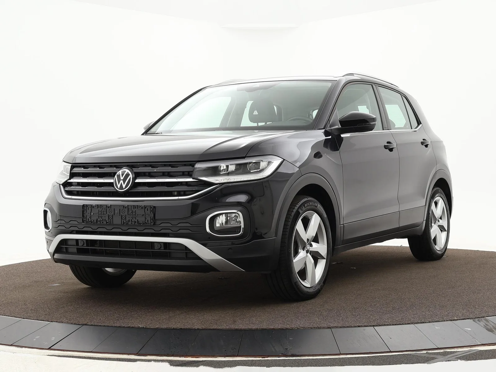 Volkswagen T-Cross (2021) — foto 1