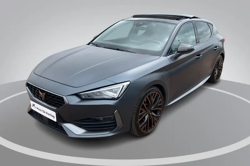 CUPRA Leon (2024)