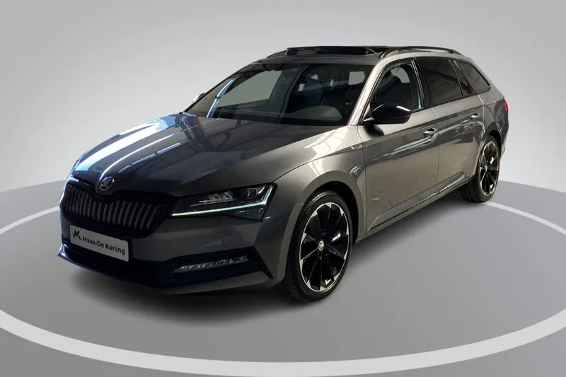 Škoda Superb (2023)