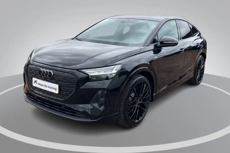 Audi Q4 e-tron (2024)