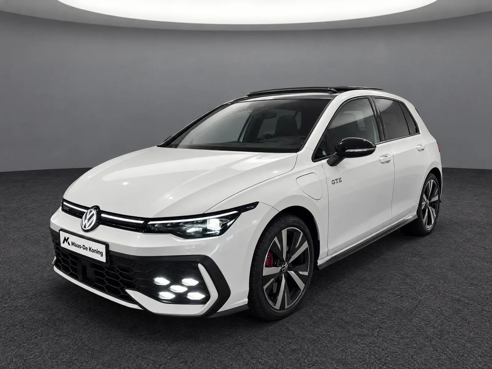 Volkswagen Golf (2025) — foto 1