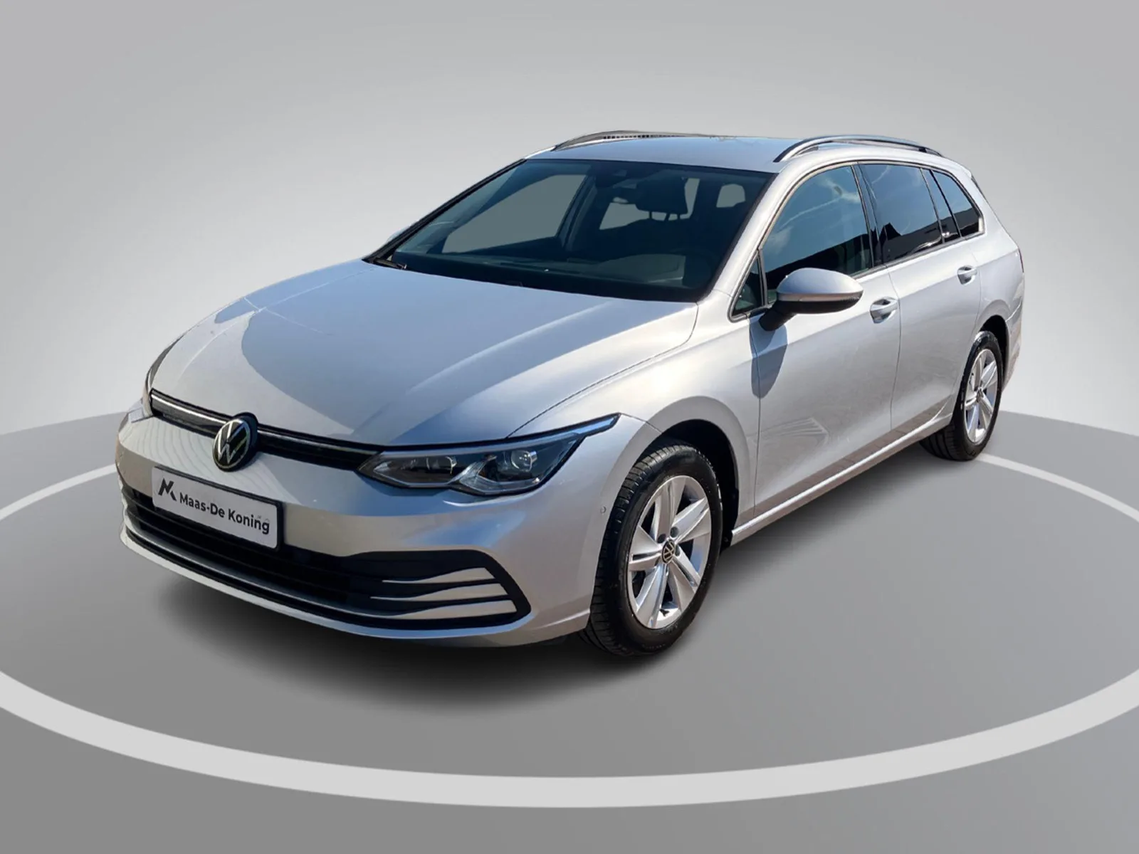 Volkswagen Golf (2024) — foto 1