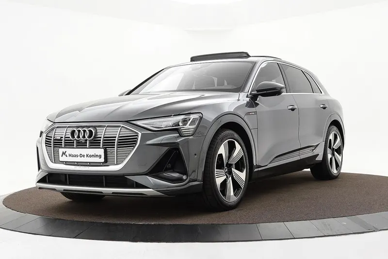 Audi e-tron (2023)