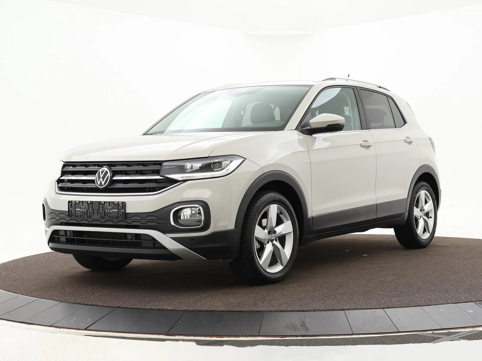Volkswagen T-Cross (2022) — foto 1