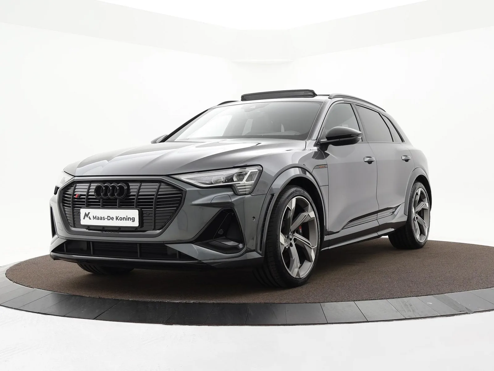 Audi e-tron (2022) — foto 1