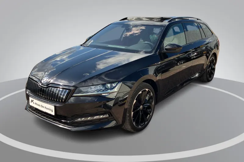 Škoda Superb (2023)
