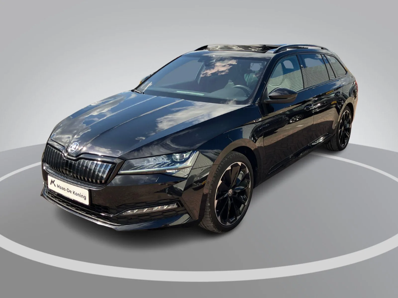 Škoda Superb (2023) — foto 1