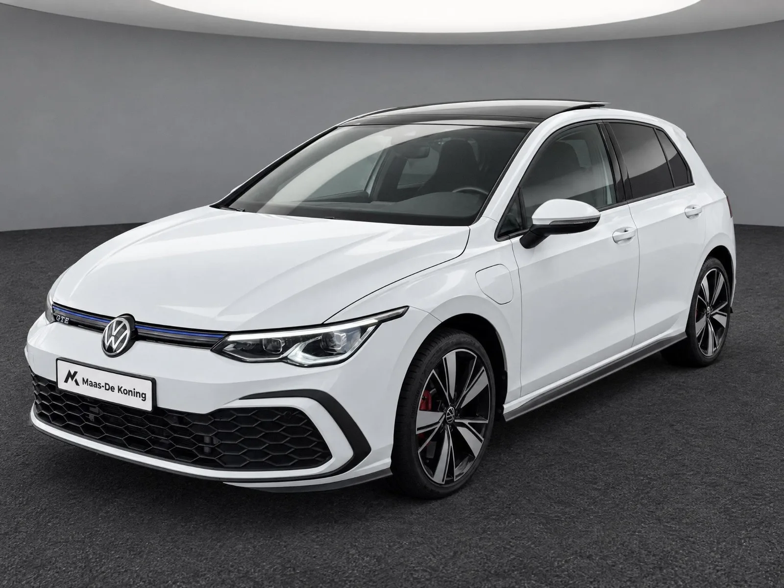 Volkswagen Golf (2021) — foto 1