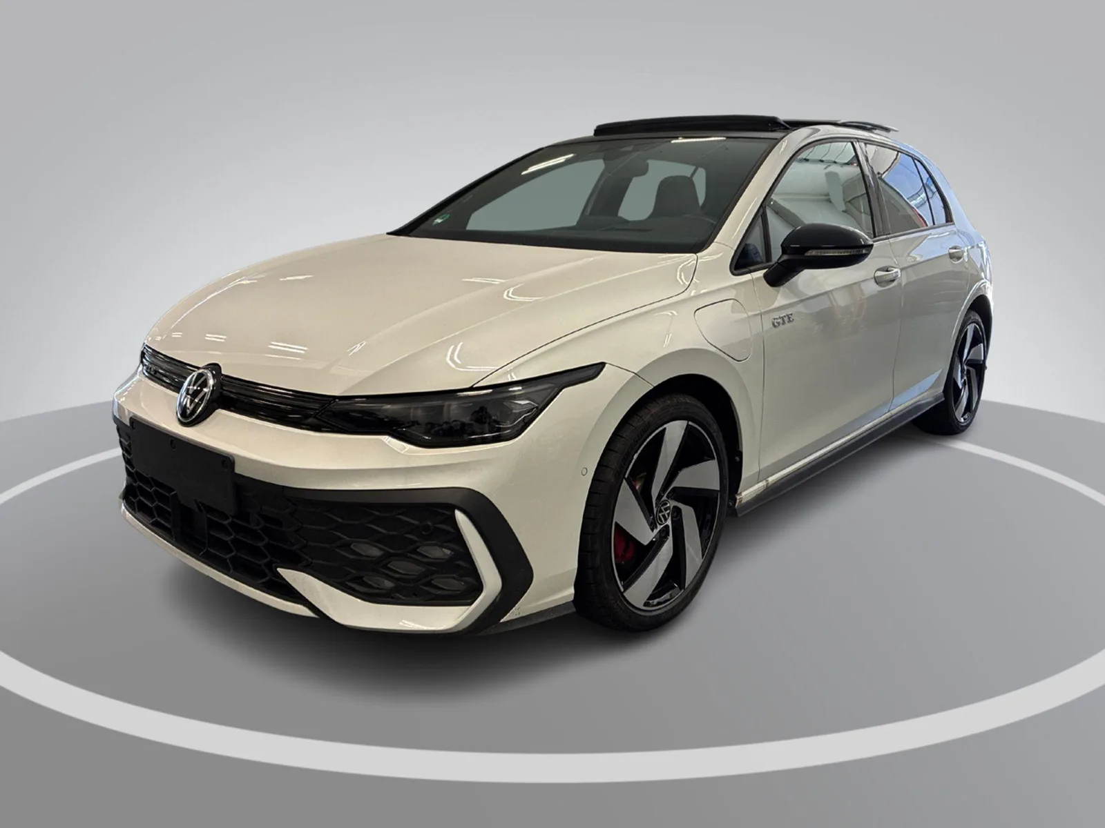 Volkswagen Golf (2025) — foto 1