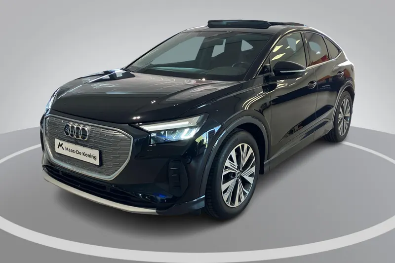 Audi Q4 e-tron (2023)