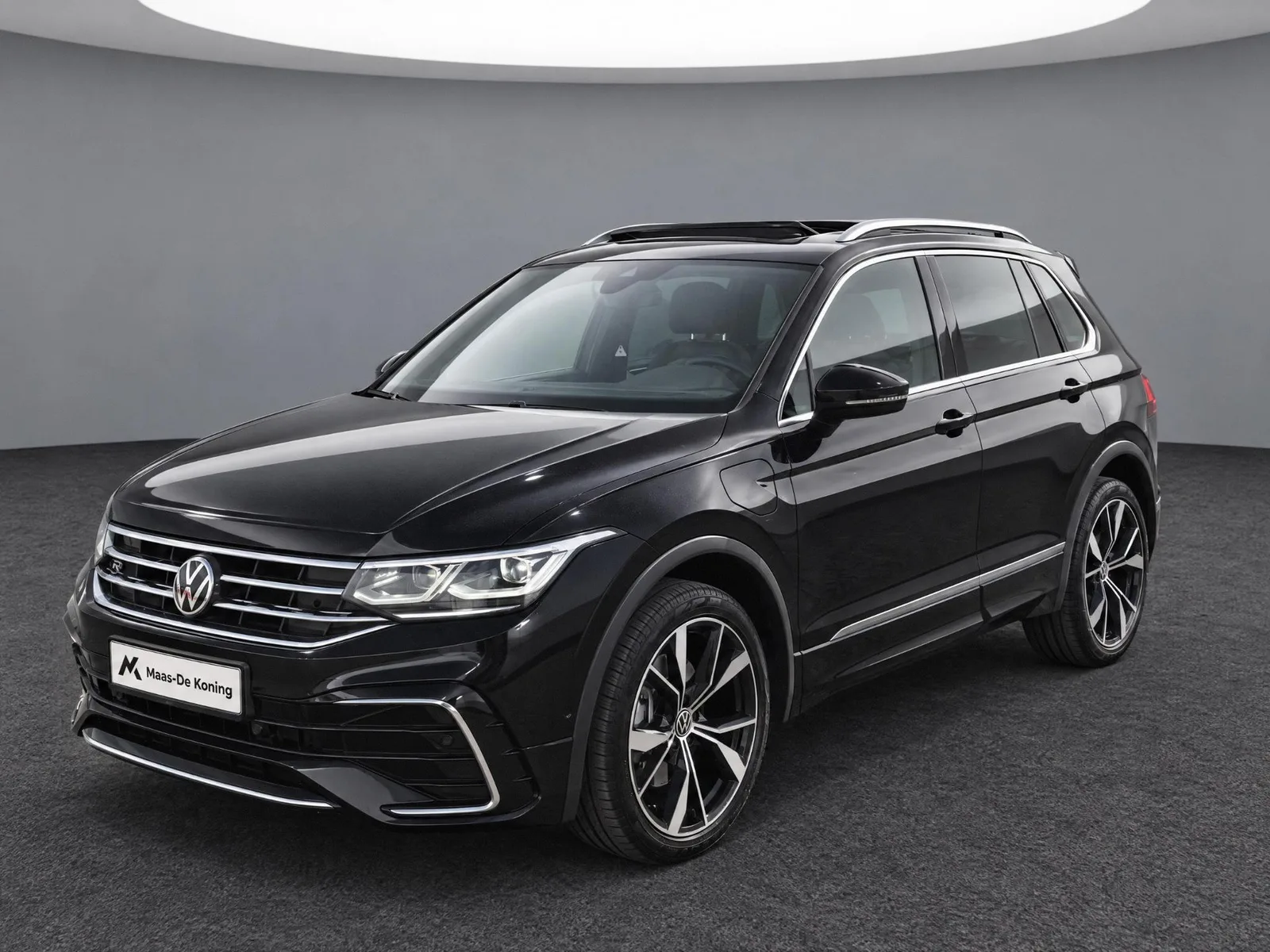 Volkswagen Tiguan (2022) — foto 1