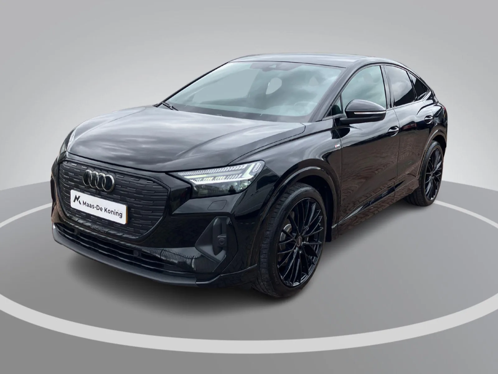 Audi Q4 e-tron (2024) — foto 1