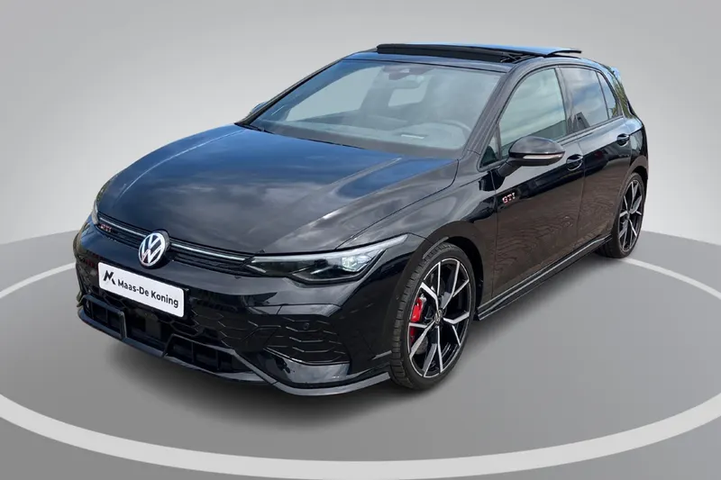 Volkswagen Golf (2025)