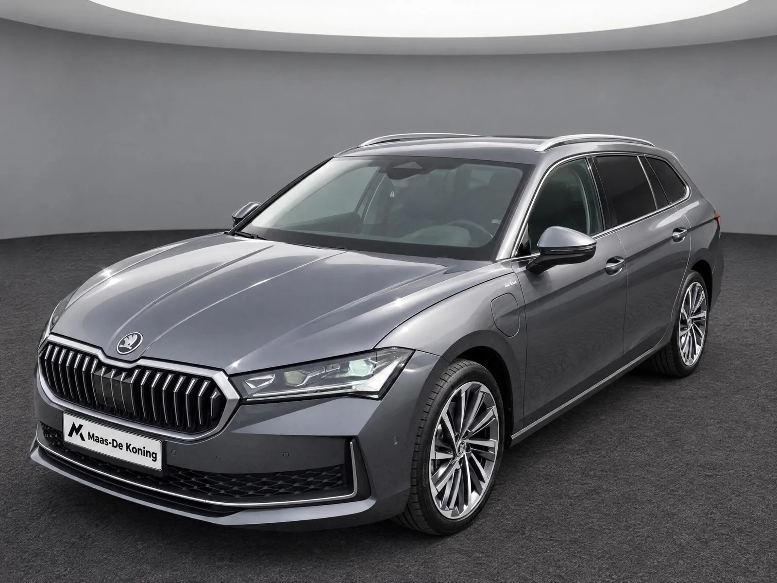 Škoda Superb (2024) — foto 1