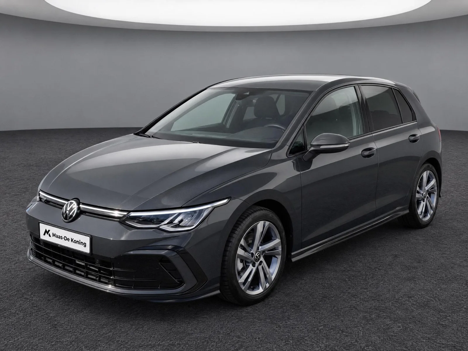 Volkswagen Golf (2024) — foto 1