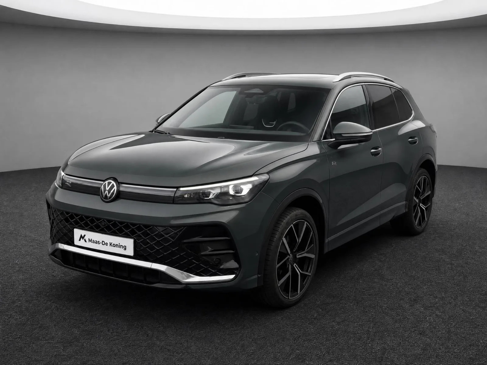 Volkswagen Tiguan (2024) — foto 1