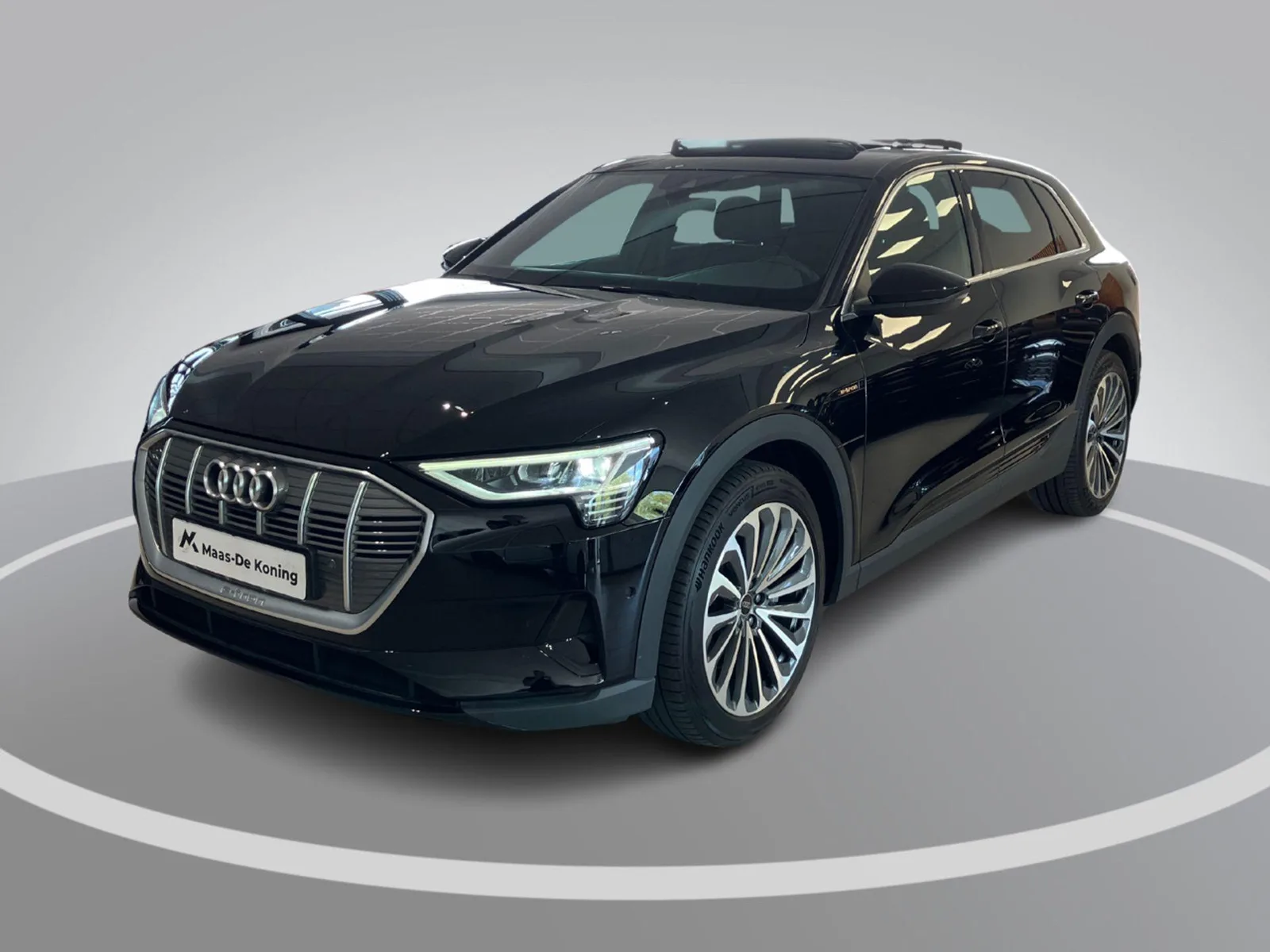 Audi e-tron (2023) — foto 1