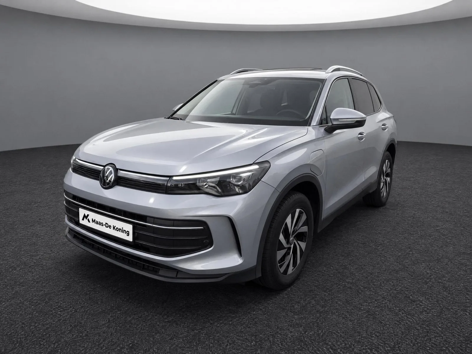 Volkswagen Tiguan (2024) — foto 1
