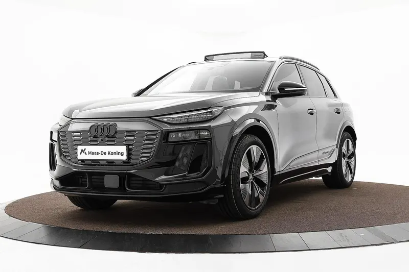 Audi Q6 e-tron (2025)